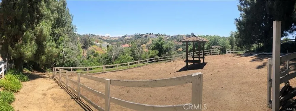 2262 Feather Rock Diamond Bar, CA 91765