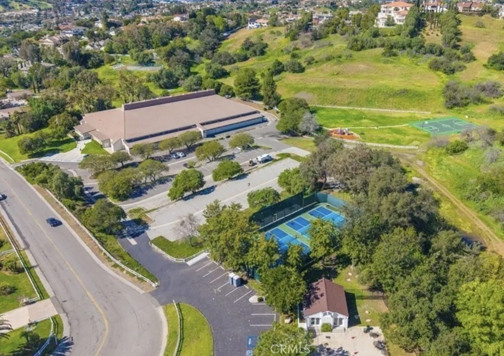 2262 Feather Rock Diamond Bar, CA 91765