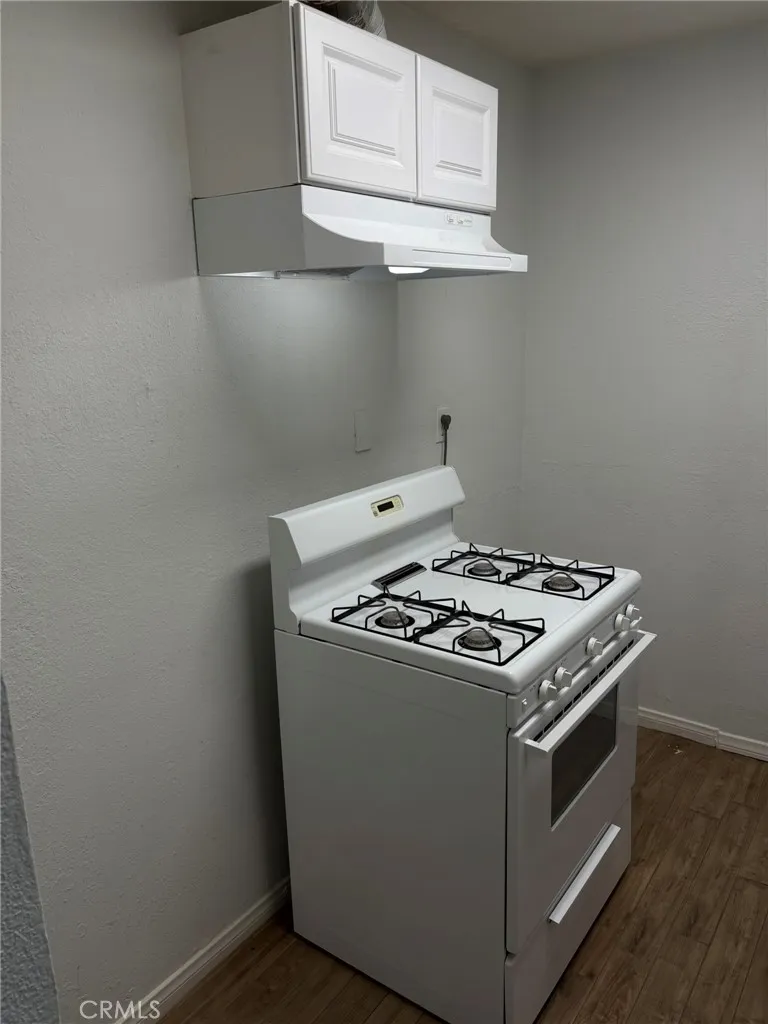 2618 4th Riverside, CA 92507