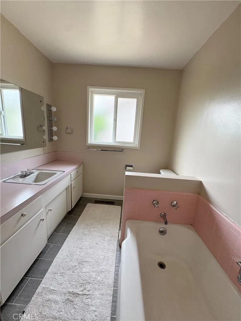 1101 E Monte Vista Turlock, CA 95382