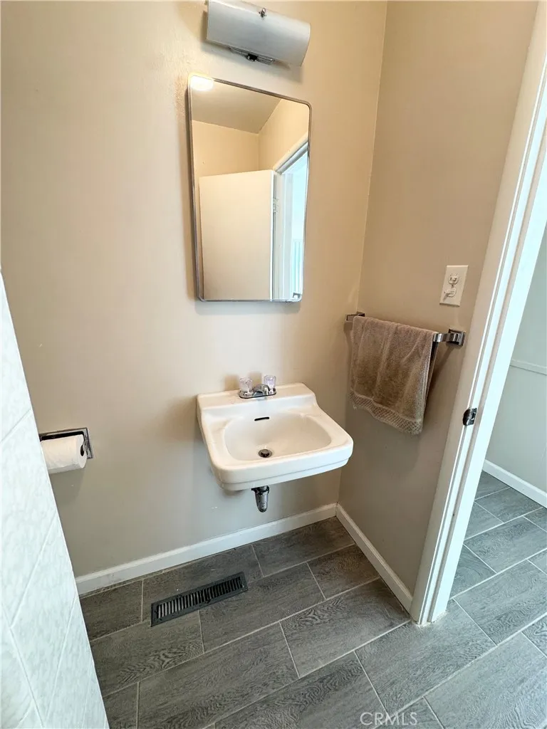1101 E Monte Vista Turlock, CA 95382