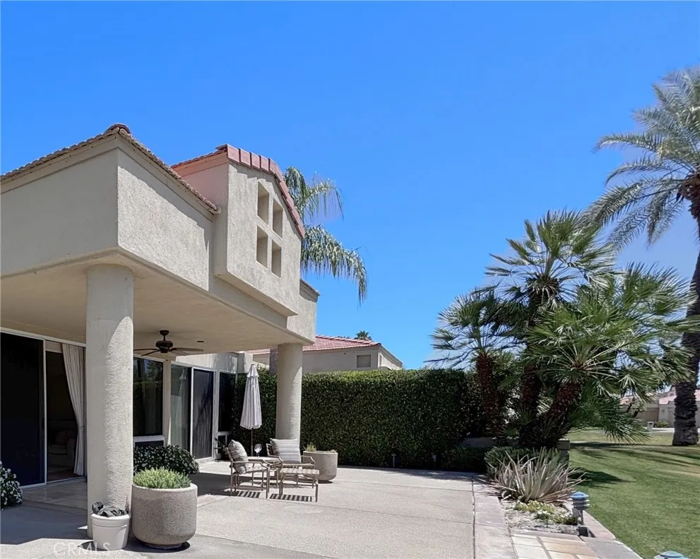 44100 LAKESIDE DR Indian Wells, CA 92210