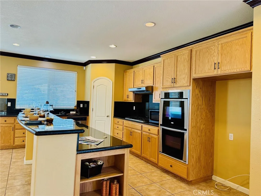 15185 Torrey Pines Circle Chowchilla, CA 93610