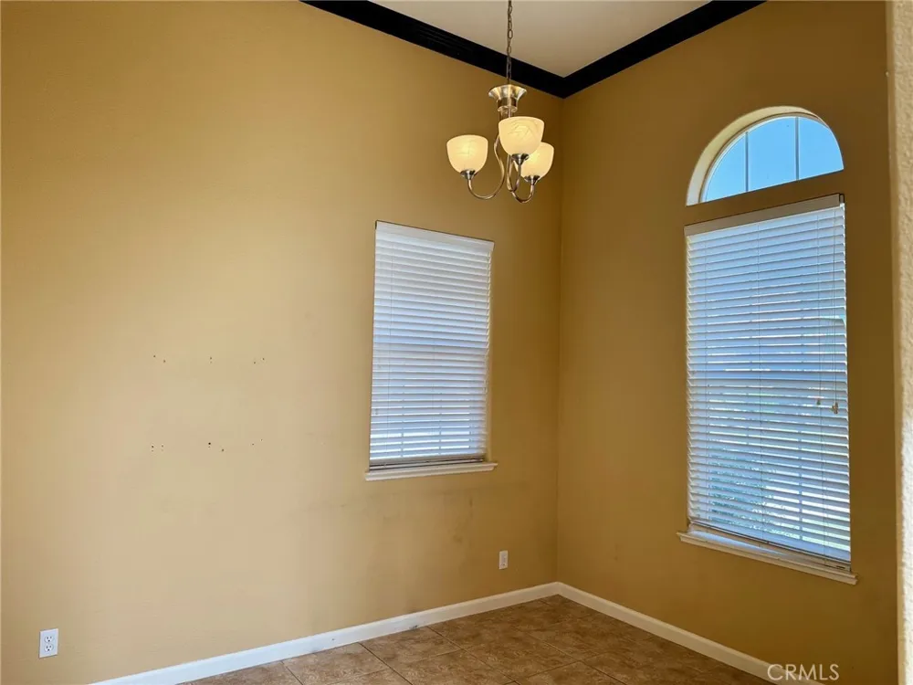 15185 Torrey Pines Circle Chowchilla, CA 93610