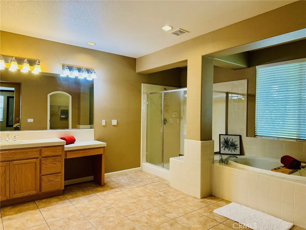 15185 Torrey Pines Circle Chowchilla, CA 93610