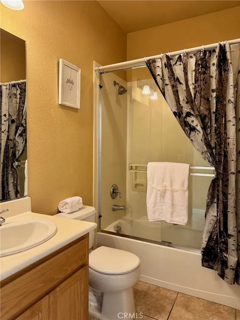 15185 Torrey Pines Circle Chowchilla, CA 93610