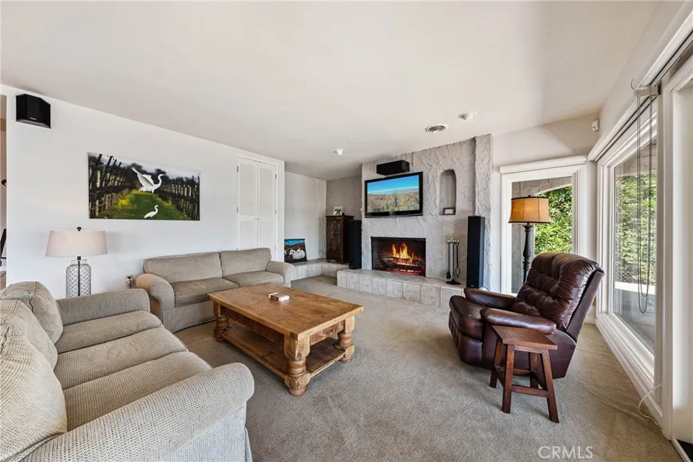 3156 Hillside Court Kelseyville, CA 95451