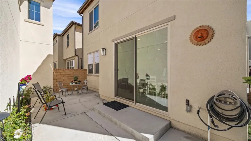 16282 Meadowhouse Avenue Chino, CA 91708