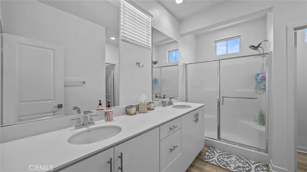 16282 Meadowhouse Avenue Chino, CA 91708