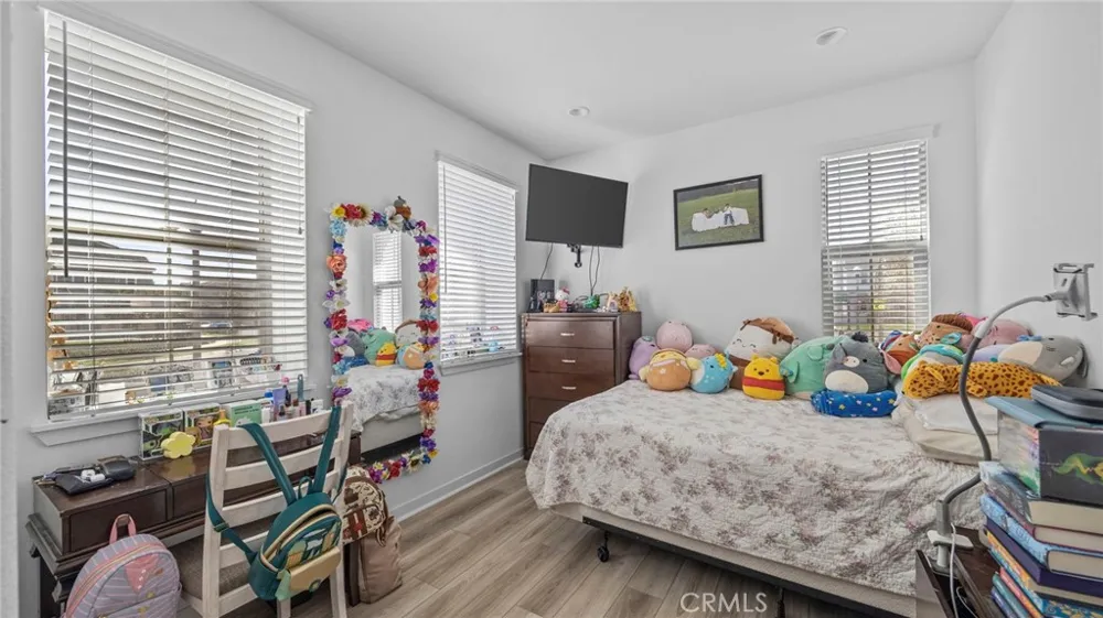 16282 Meadowhouse Avenue Chino, CA 91708