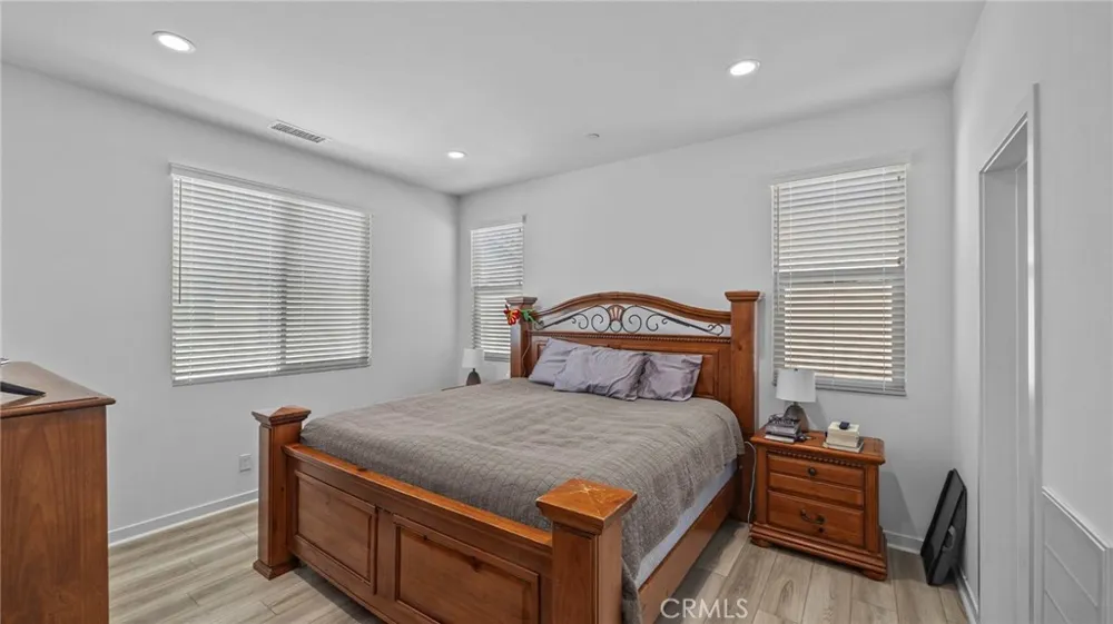 16282 Meadowhouse Avenue Chino, CA 91708