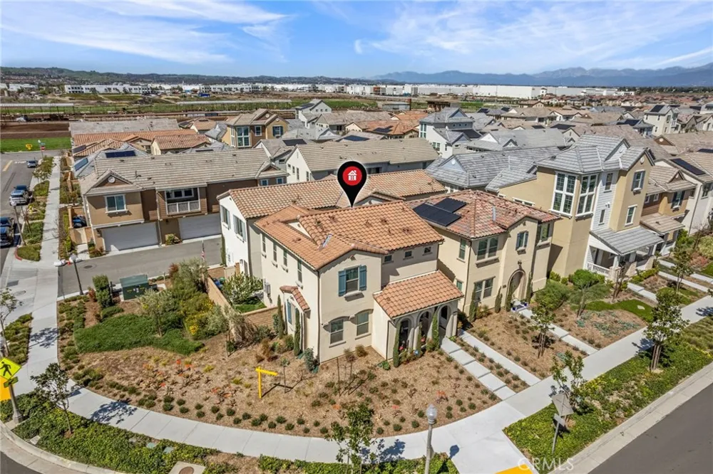 16282 Meadowhouse Avenue Chino, CA 91708