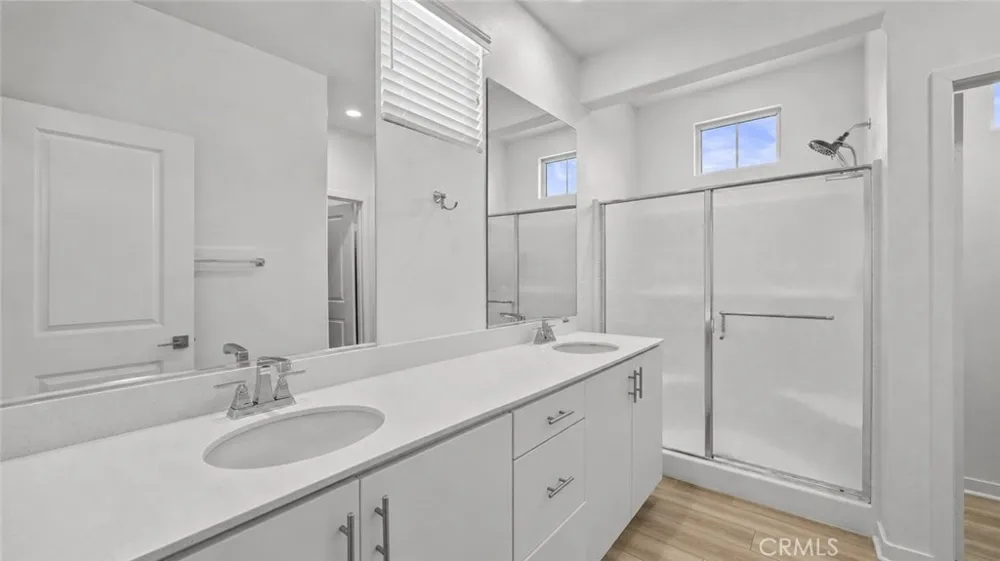 16282 Meadowhouse Avenue Chino, CA 91708