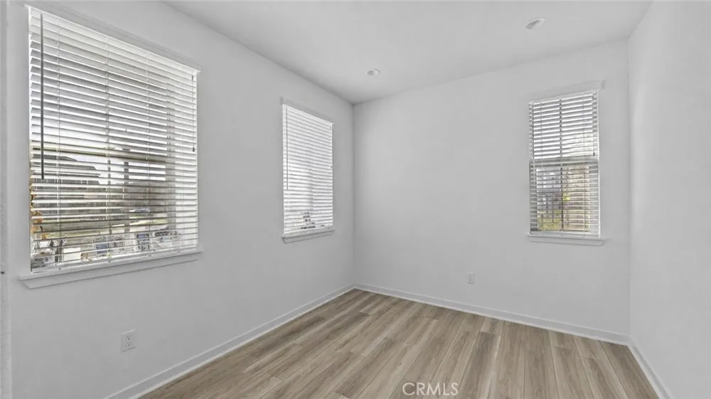 16282 Meadowhouse Avenue Chino, CA 91708