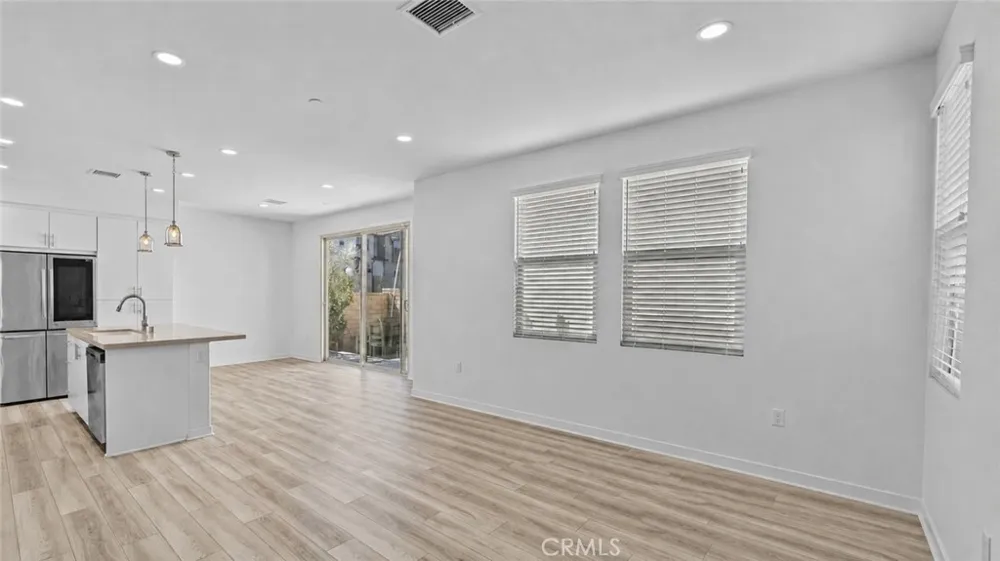 16282 Meadowhouse Avenue Chino, CA 91708