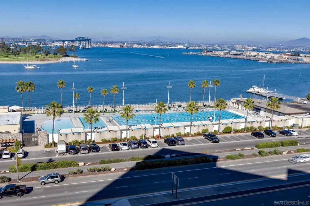 1820 Avenida del Mundo #807 Coronado, CA 92118
