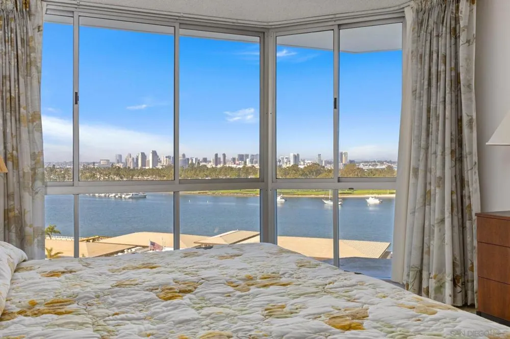 1820 Avenida del Mundo #807 Coronado, CA 92118