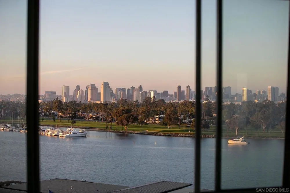 1820 Avenida del Mundo #807 Coronado, CA 92118