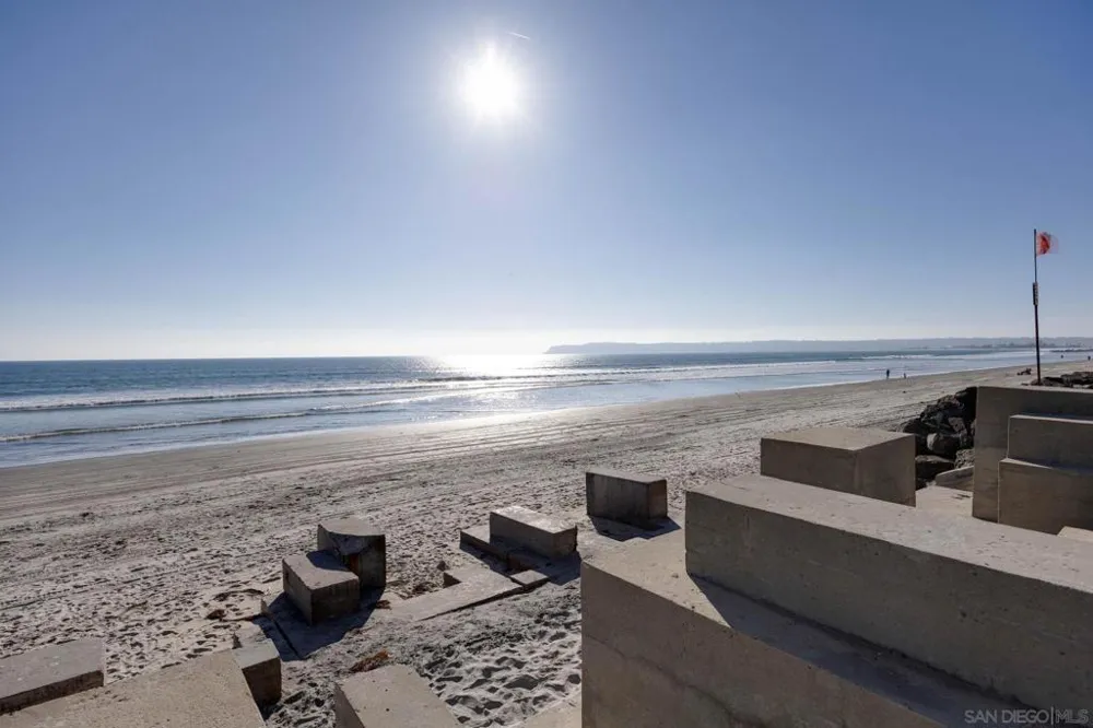 1820 Avenida del Mundo #807 Coronado, CA 92118