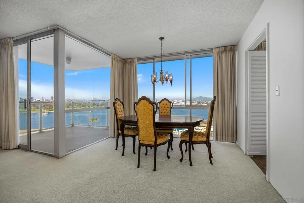1820 Avenida del Mundo #807 Coronado, CA 92118