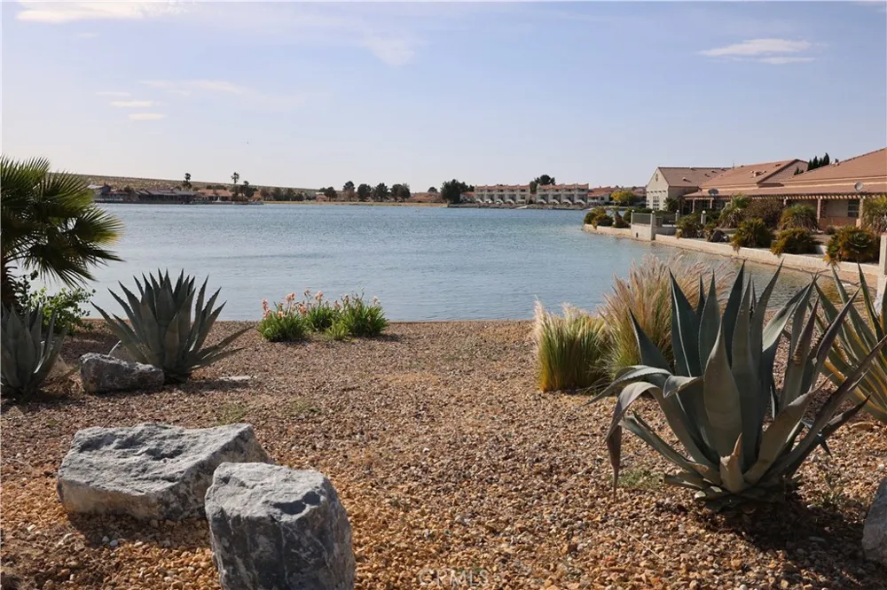 14354 Ironsides Helendale, CA 92342