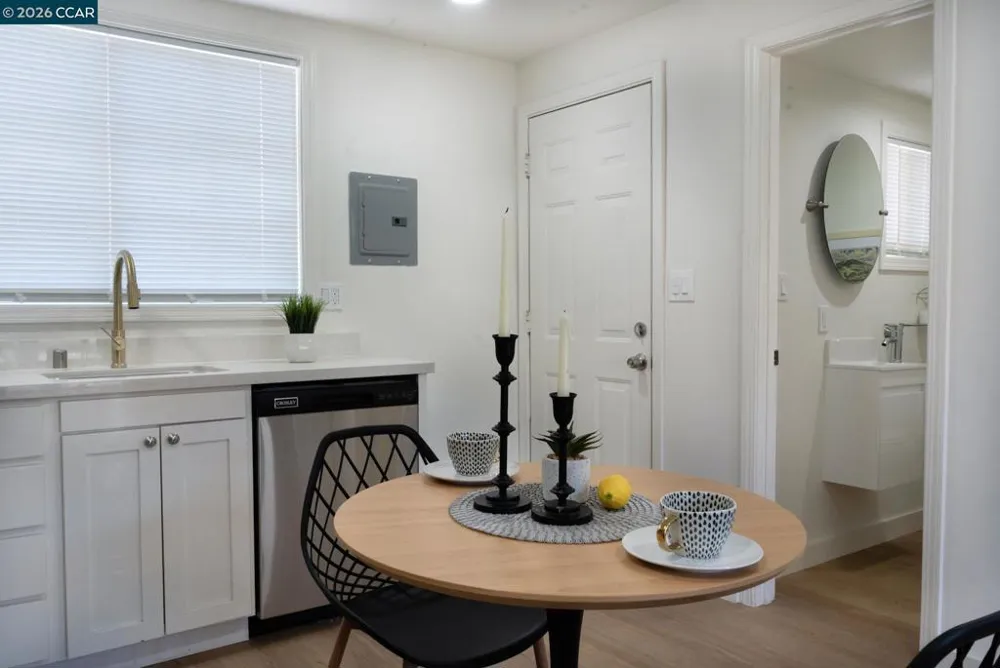 4815 APPIAN WAY El Sobrante, CA 94803