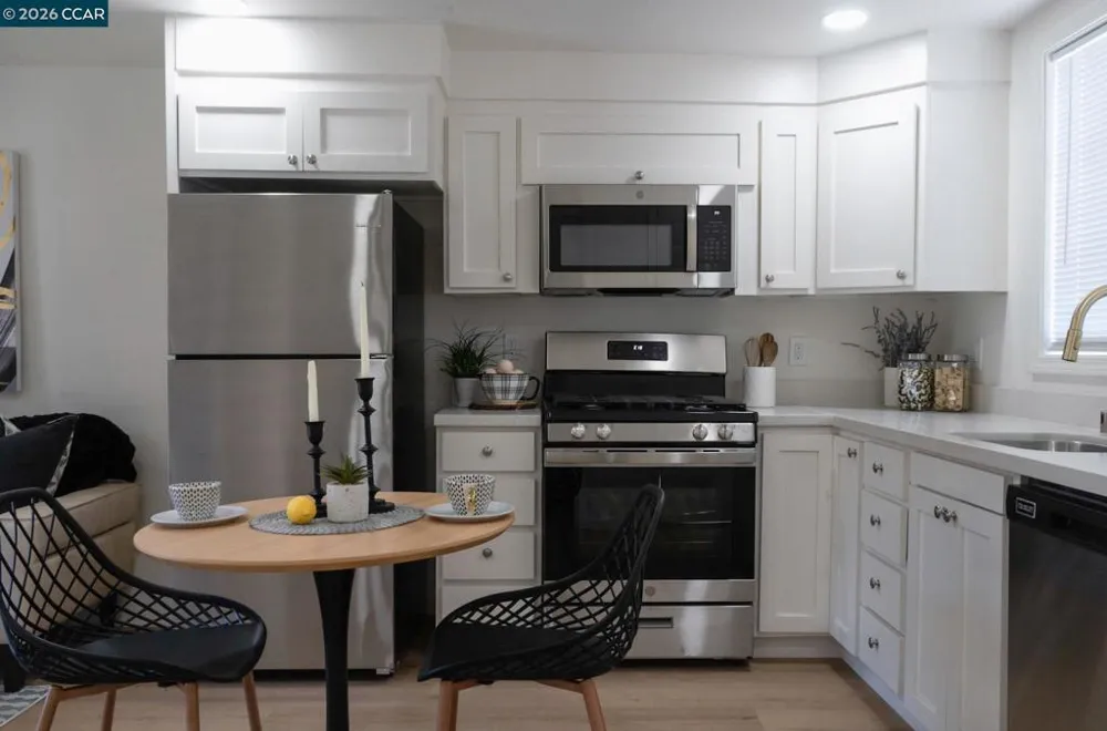 4815 APPIAN WAY El Sobrante, CA 94803
