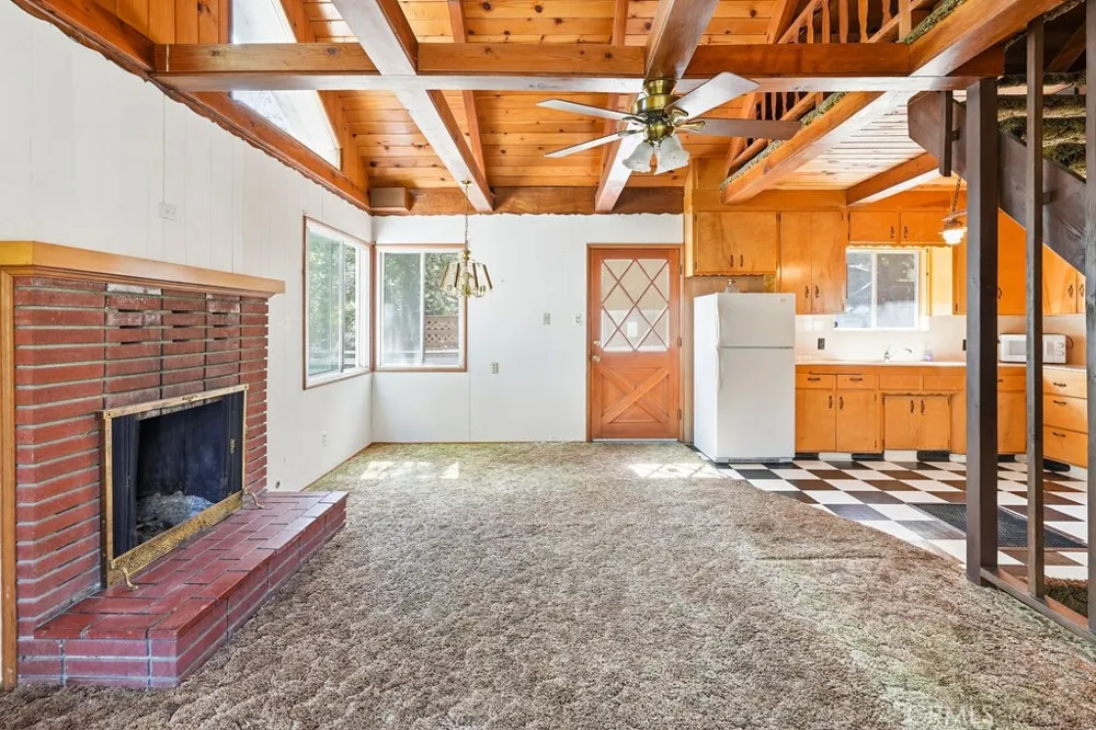 26408 Lake Forest Drive Twin Peaks, CA 92391