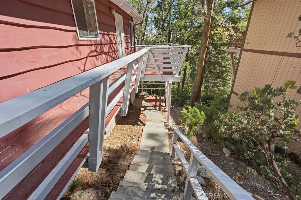 26408 Lake Forest Drive Twin Peaks, CA 92391