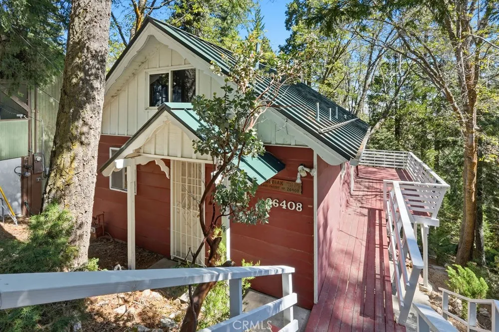 26408 Lake Forest Drive Twin Peaks, CA 92391
