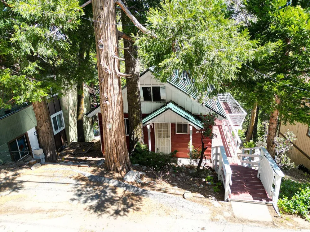 26408 Lake Forest Drive Twin Peaks, CA 92391