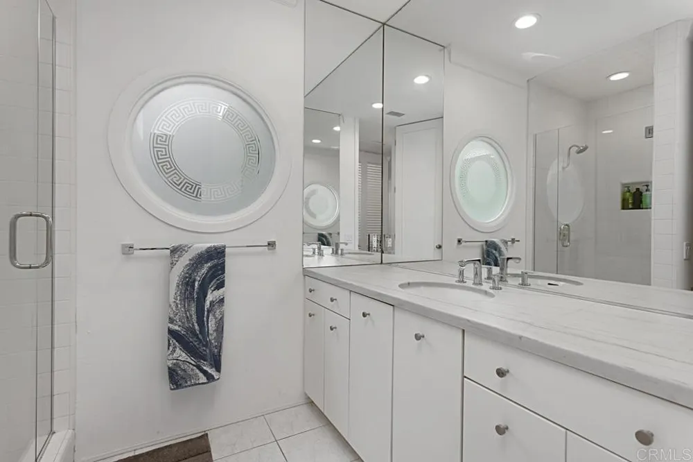 7429 Via De Fortuna Carlsbad, CA 92009