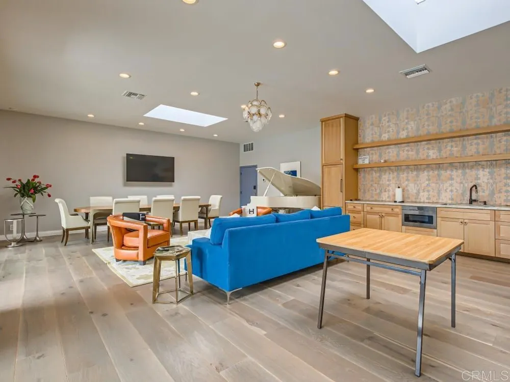 7429 Via De Fortuna Carlsbad, CA 92009