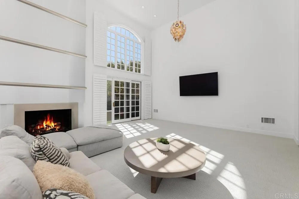 7429 Via De Fortuna Carlsbad, CA 92009