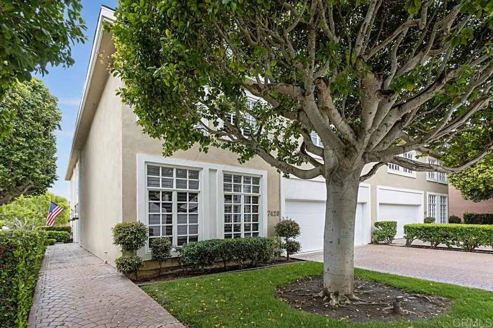 7429 Via De Fortuna Carlsbad, CA 92009