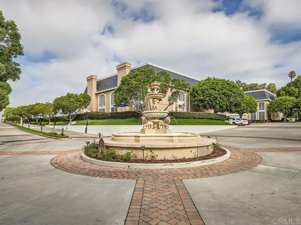 7429 Via De Fortuna Carlsbad, CA 92009