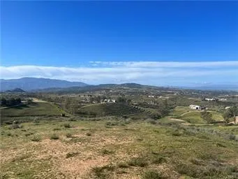 38497 Trifone Hemet, CA 92544