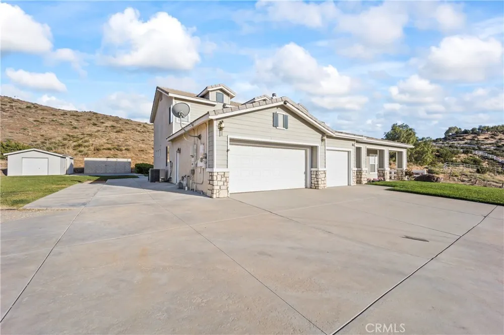 34122 Courtney Terrace Acton, CA 93510