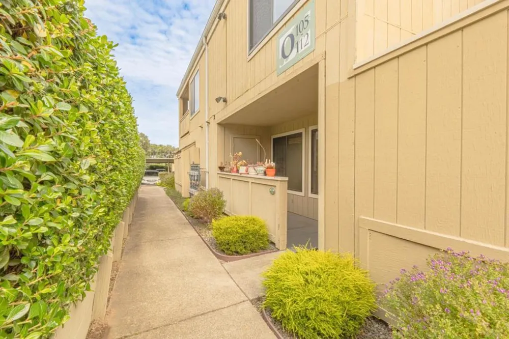 820 Casanova Avenue #108 Monterey, CA 93940