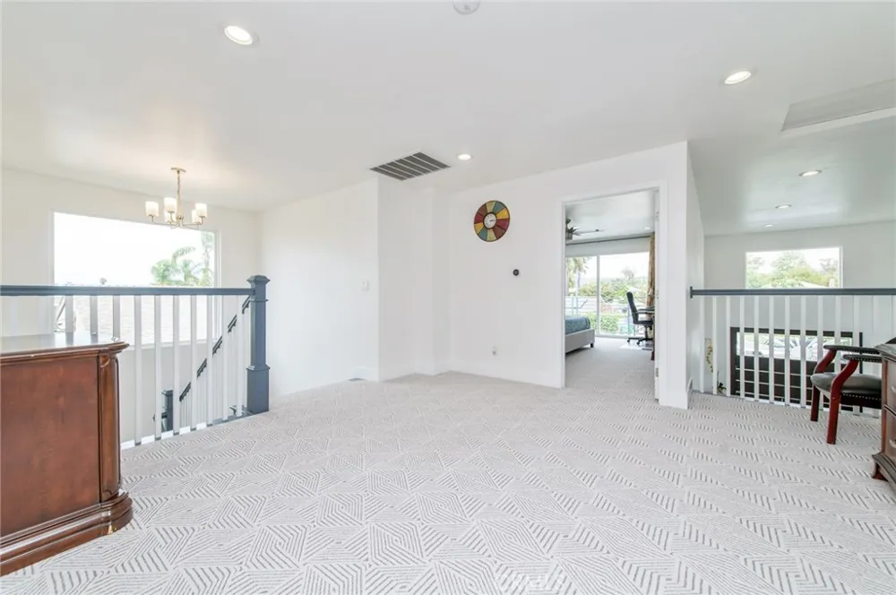 4512 Robinwood Irvine, CA 92604