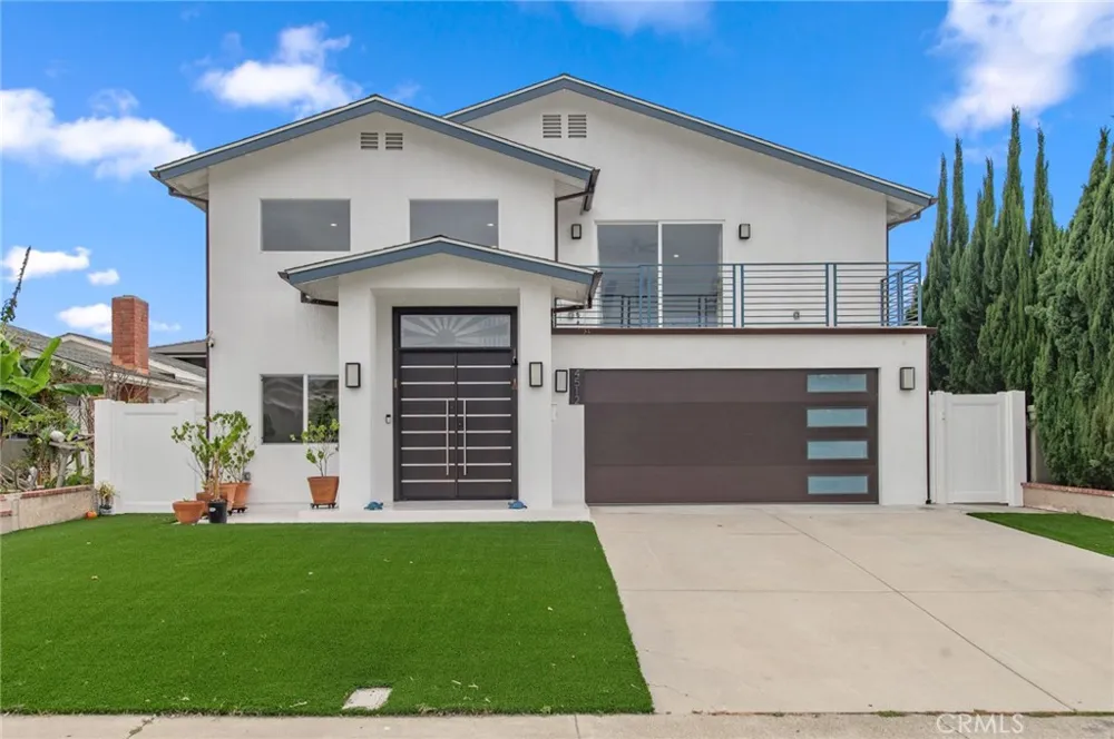 4512 Robinwood Irvine, CA 92604