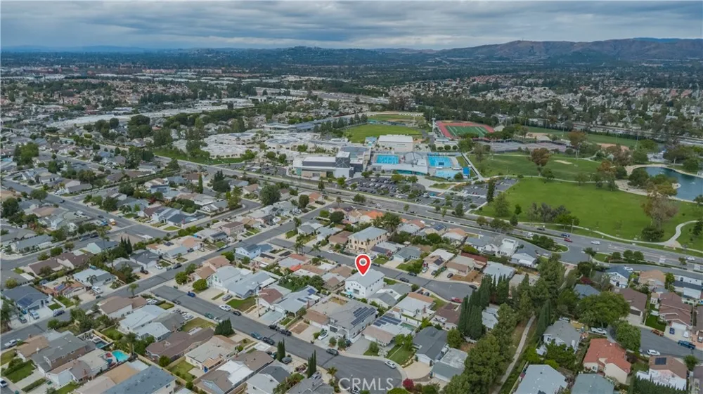 4512 Robinwood Irvine, CA 92604