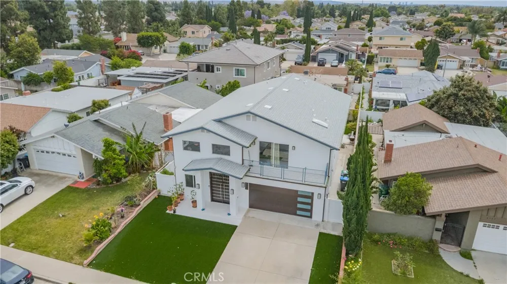 4512 Robinwood Irvine, CA 92604