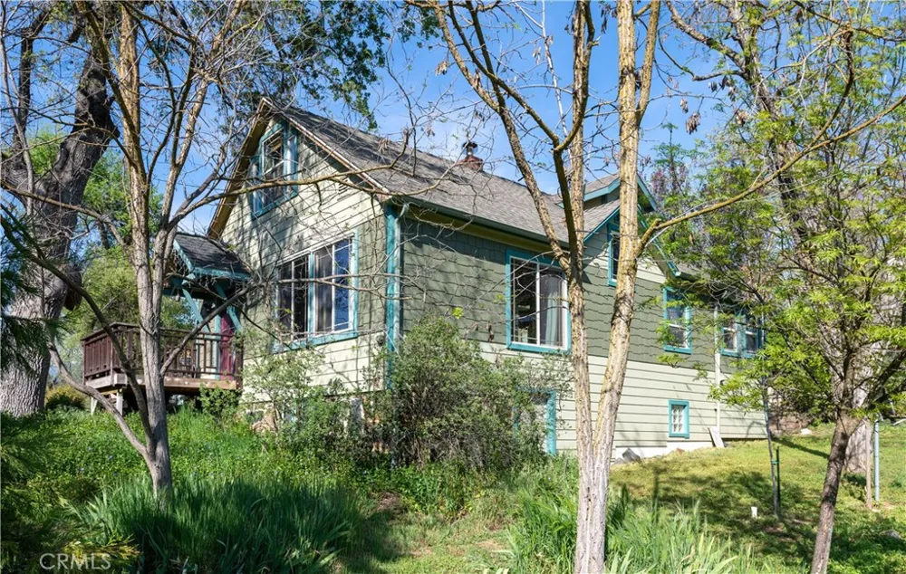 42655 Highway 49 Ahwahnee, CA 93601