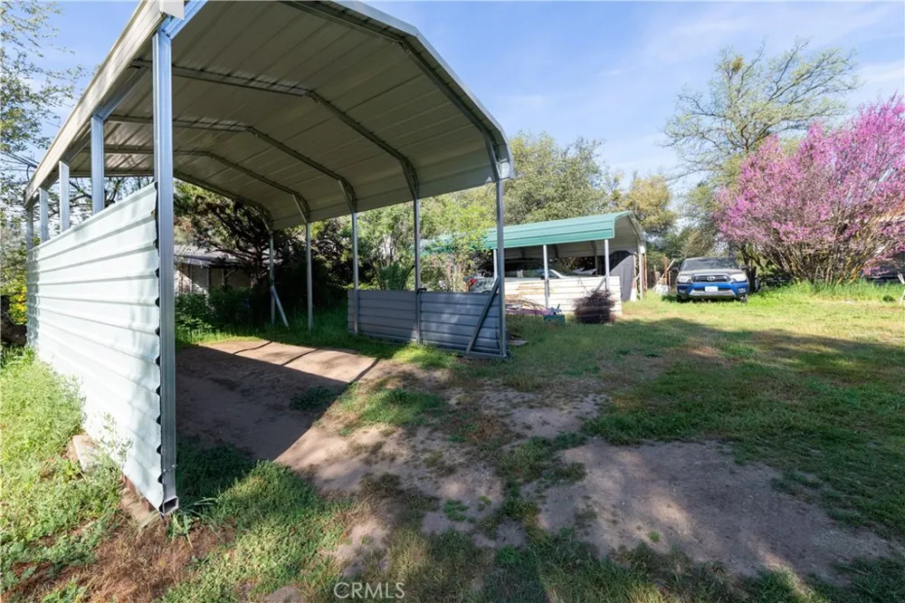 42655 Highway 49 Ahwahnee, CA 93601