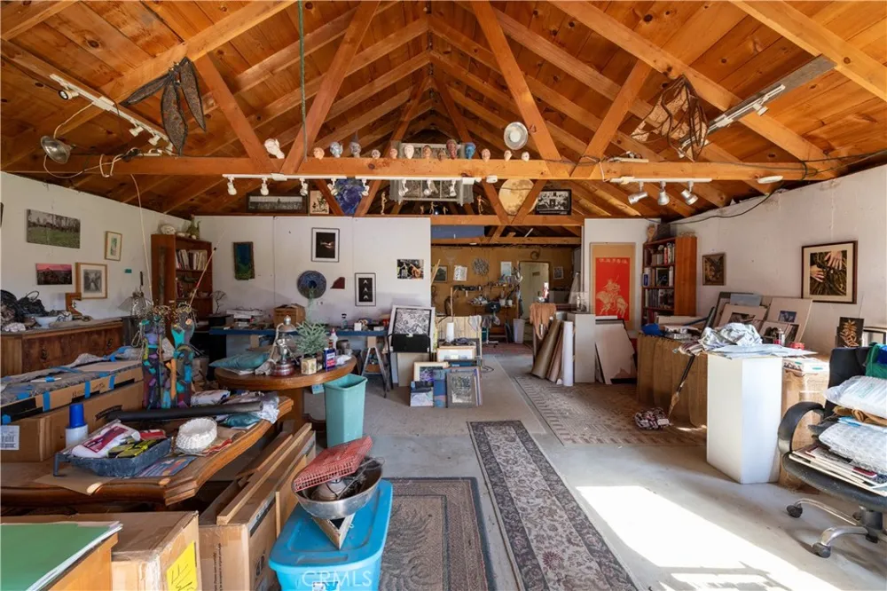 42655 Highway 49 Ahwahnee, CA 93601