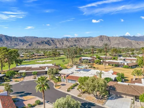 10 Whittier Court