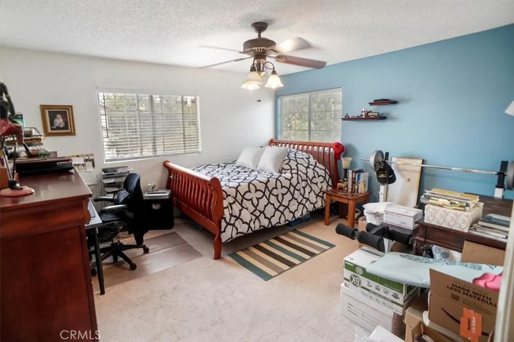 9730 Mustang Way Sunland, CA 91040