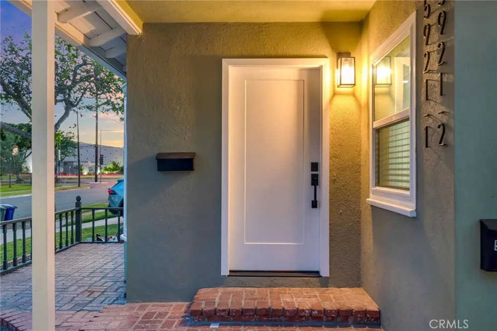 5919 Arbor Lakewood, CA 90713