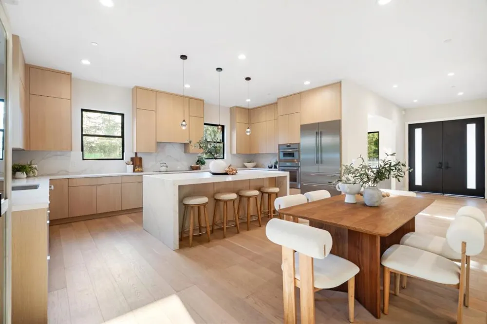 10476 S Stelling Road Cupertino, CA 95014